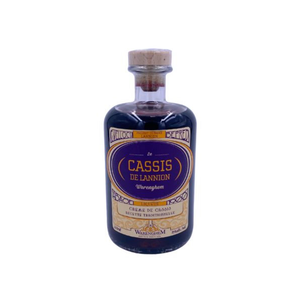 Crème de cassis artisanale de lannion fabriqué par la distillerie Warenghem.
